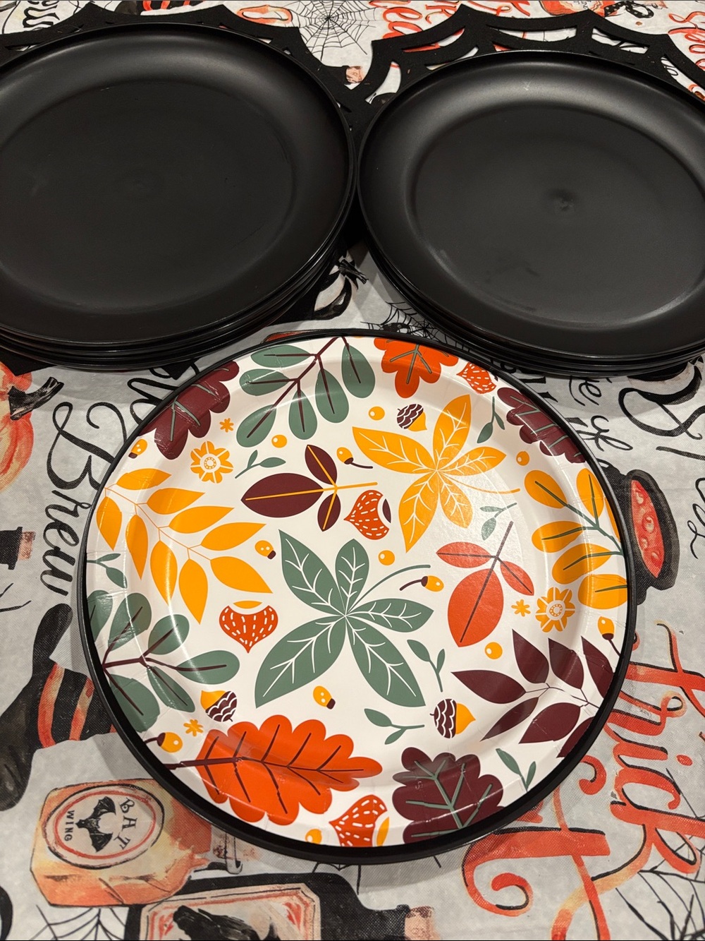 Room Essentials Poly Pro Dinner Plates - Picture 7 of 7